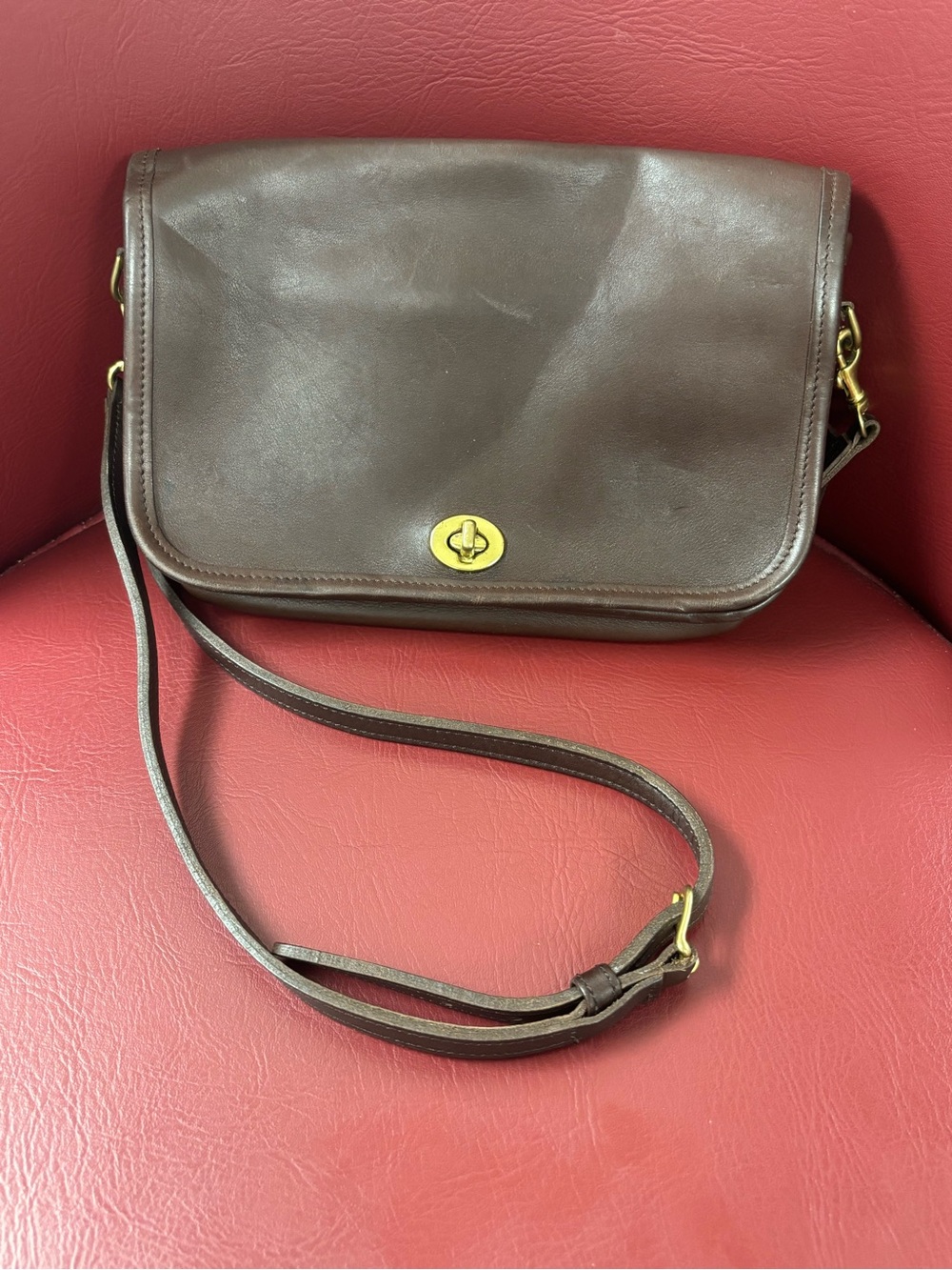 Vintage 1997 Coach 9755 Pocket Purse Mahogany Brown Leather Hungary + Booklet